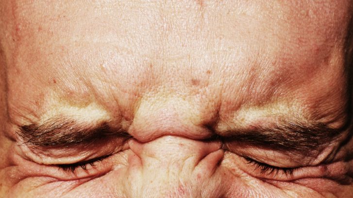 Gjør linsebytte vondt?